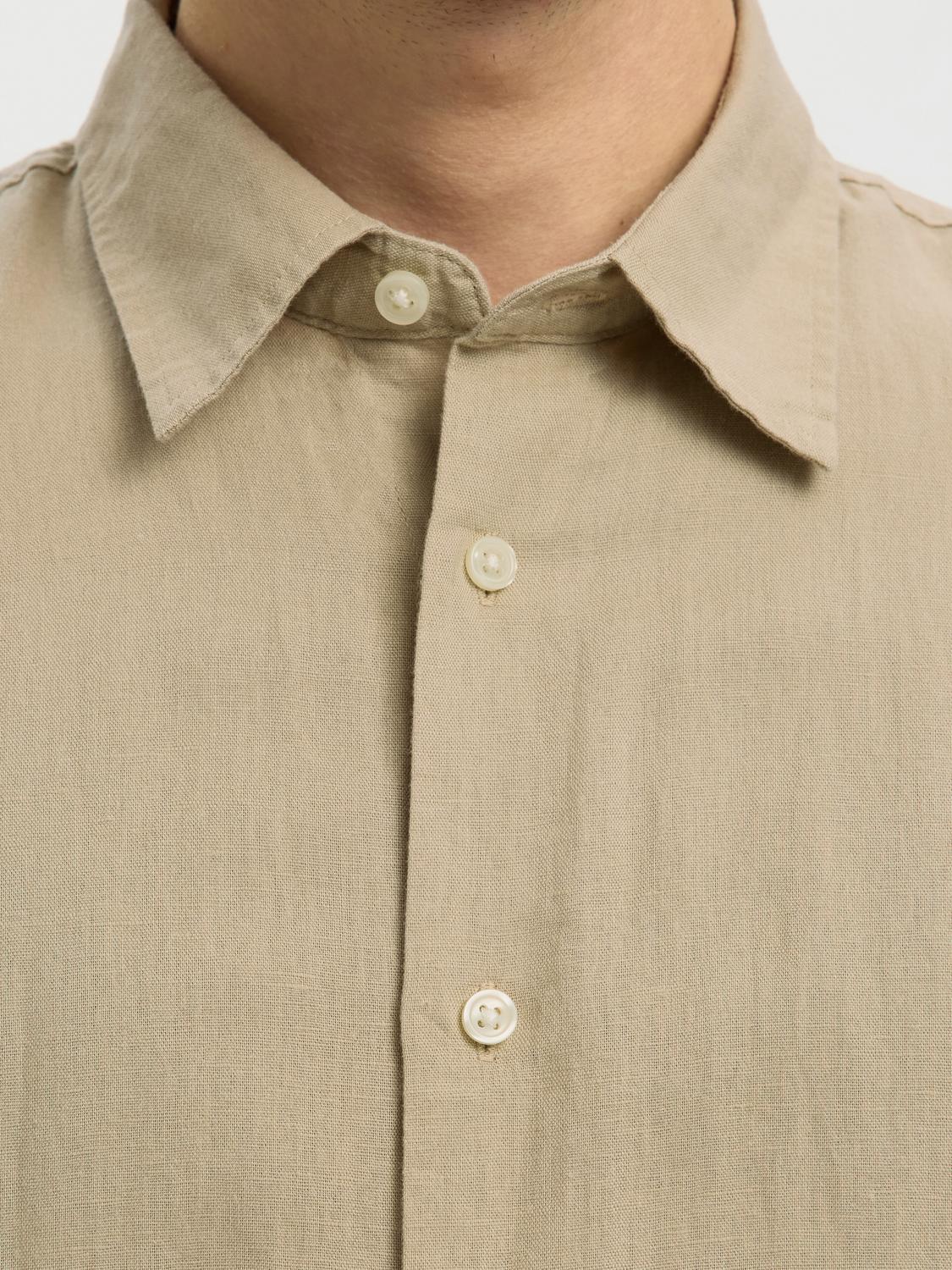 model_shot-detail